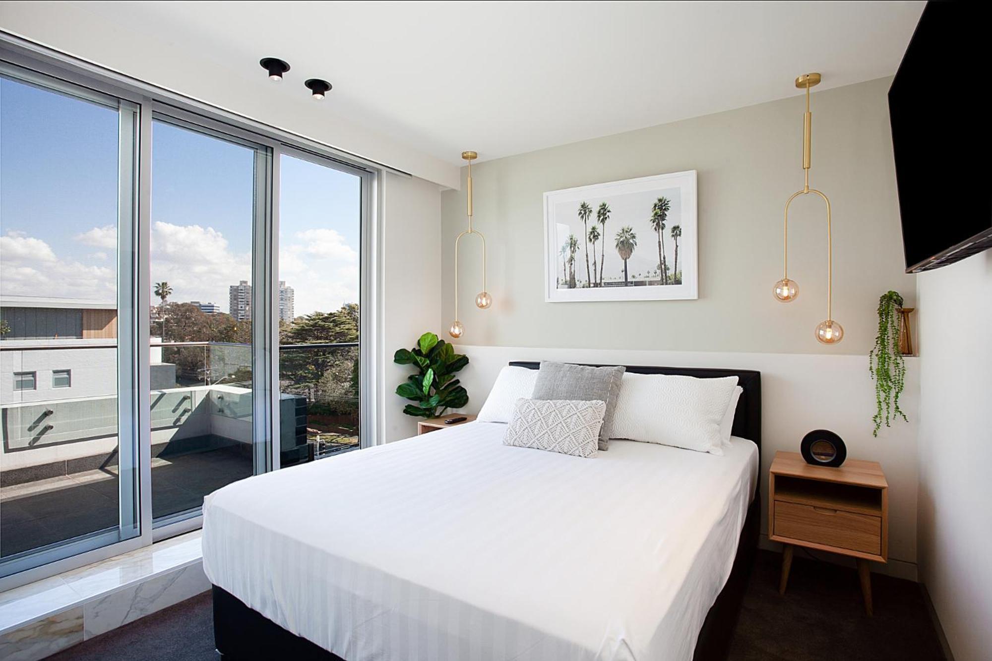 Perfect Located 2-bed With Spacious Balcony & Bbq Apartment Sydney