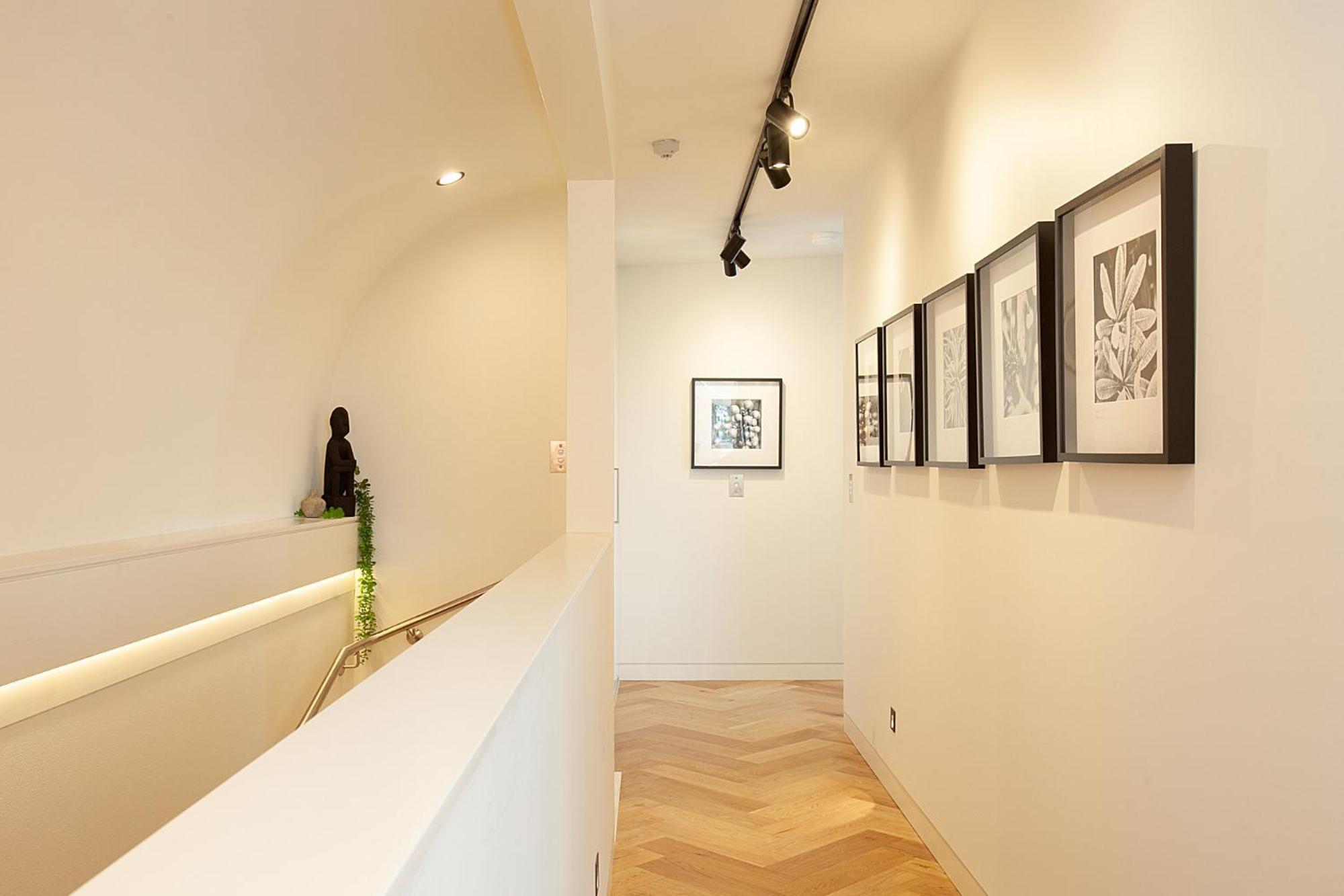 Perfect Located 2-bed With Spacious Balcony & Bbq Apartment
